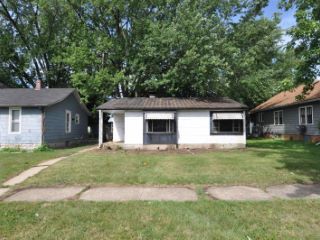 Foreclosed Home - 1523 15TH ST, 61104