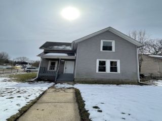Foreclosed Home - 1441 GREENWOOD AVE, 61107