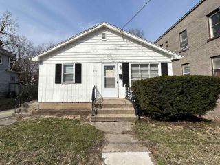 Foreclosed Home - 210 ADAMS ST, 61107