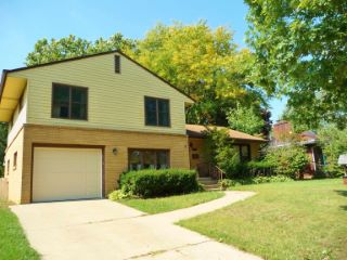 Foreclosed Home - 916 SCOTTSWOOD RD, 61107