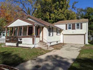 Foreclosed Home - 430 Barry Rd, 61109