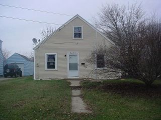Foreclosed Home - 5401 HOLLIS AVE, 61111