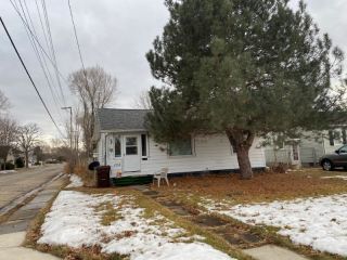 Foreclosed Home - 133 SHERIDAN DR, 61111