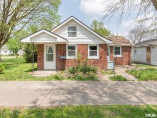 Foreclosed Home - 216 7TH ST, 61241