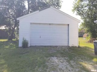 Foreclosed Home - 715 8TH ST, 61241