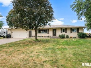 Foreclosed Home - 1335 BLUE SPRUCE DR, 61242