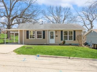 Foreclosed Home - 106 LEROY ST, 61270