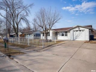 Foreclosed Home - 2316 8TH ST, 61282