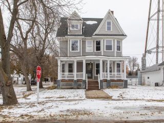 Foreclosed Home - 112 W 3rd St, 61334