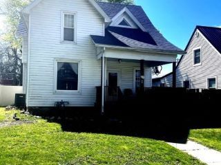 Foreclosed Home - 210 S MONROE ST, 61364