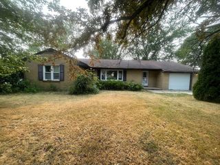 Foreclosed Home - 27 PINE CREST DR, 61364