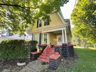 Foreclosed Home - 137 SILVER ST, 61421