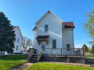 Foreclosed Home - 110 Se 2nd St, 61434