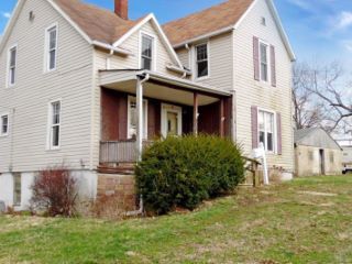 Foreclosed Home - 803 W 2ND ST, 61443