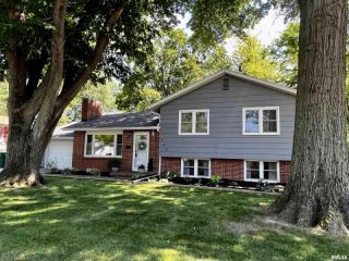 Foreclosed Home - 940 MEMORIAL DR, 61455