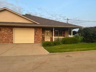 Foreclosed Home - 100 COURTYARD BLVD, 61462