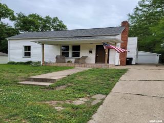 Foreclosed Home - 320 CASS PL, 61520