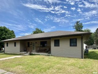 Foreclosed Home - 590 E MYRTLE ST, 61520