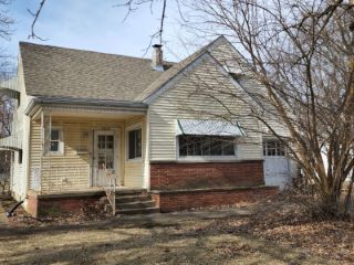 Foreclosed Home - 705 N SANTA FE AVE, 61523