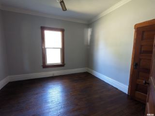 Foreclosed Home - 1116 N BENEDICT ST, 61523