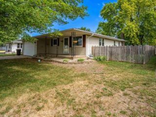 Foreclosed Home - 102 E HELEN ST, 61533