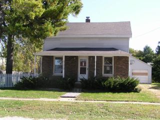 Foreclosed Home - 422 N HANOVER ST, 61548