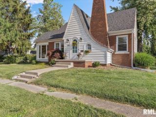 Foreclosed Home - 106 W PINE ST, 61548