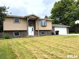 Foreclosed Home - 623 S PRAIRIE ST, 61548