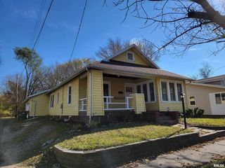 Foreclosed Home - 810 S 10TH ST, 61554