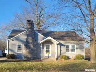 Foreclosed Home - 302 REDBUD DR, 61571