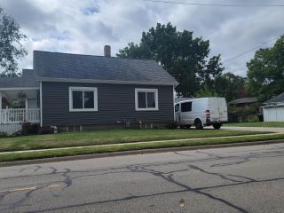 Foreclosed Home - 114 N PINE ST, 61571