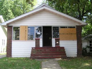 Foreclosed Home - 2206 N DELAWARE ST, 61603