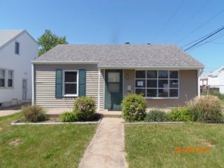 Foreclosed Home - 1311 W MAYWOOD AVE, 61604
