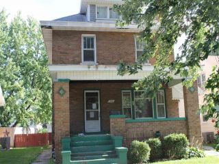 Foreclosed Home - 1926 W Sherman Ave, 61604