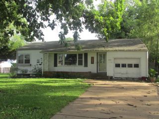 Foreclosed Home - 3423 W LINCOLN AVE, 61604