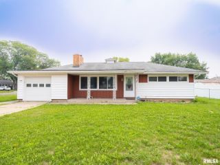 Foreclosed Home - 2324 W FORREST HILL AVE, 61604