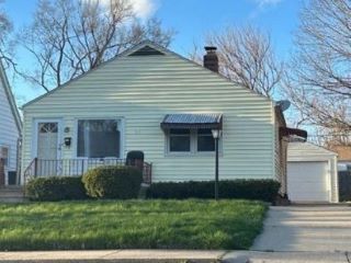 Foreclosed Home - 817 W MEADOWS PL, 61604