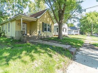 Foreclosed Home - 1319 N BOURLAND AVE, 61606