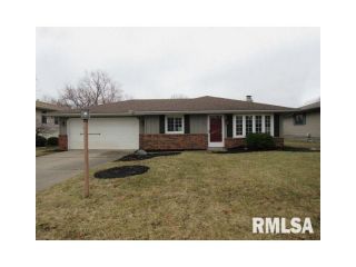 Foreclosed Home - 104 District Ct, 61611