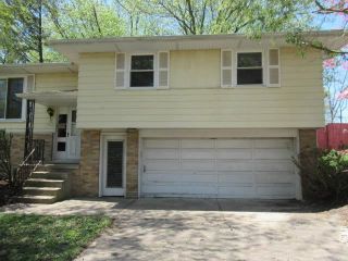 Foreclosed Home - 7001 N Willow Wood Drive, 61614