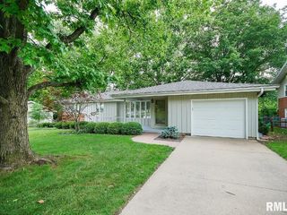 Foreclosed Home - 5027 N MANSFIELD DR, 61614