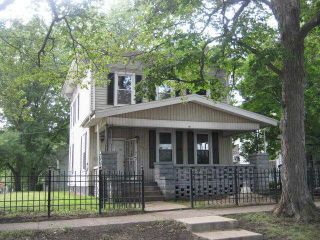 Foreclosed Home - 1002 N ROOSEVELT AVE, 61701