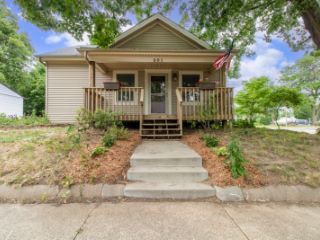 Foreclosed Home - 801 S EAST ST, 61701