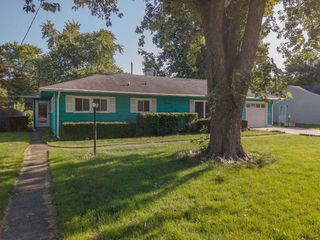 Foreclosed Home - 1904 CROXTON AVE, 61701