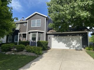 Foreclosed Home - 8 HOLDER WAY, 61704