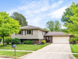 Foreclosed Home - 1209 NICKI DR, 61704