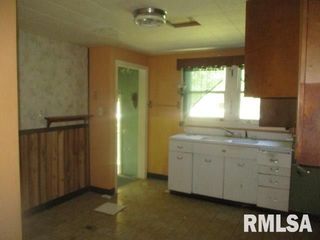 Foreclosed Home - 447 W 1ST ST, 61738