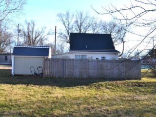 Foreclosed Home - 105 W PEASE ST, 61745