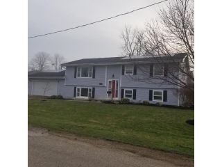 Foreclosed Home - 701 N Buck St, 61752