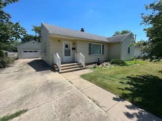 Foreclosed Home - 105 S OAK ST, 61753